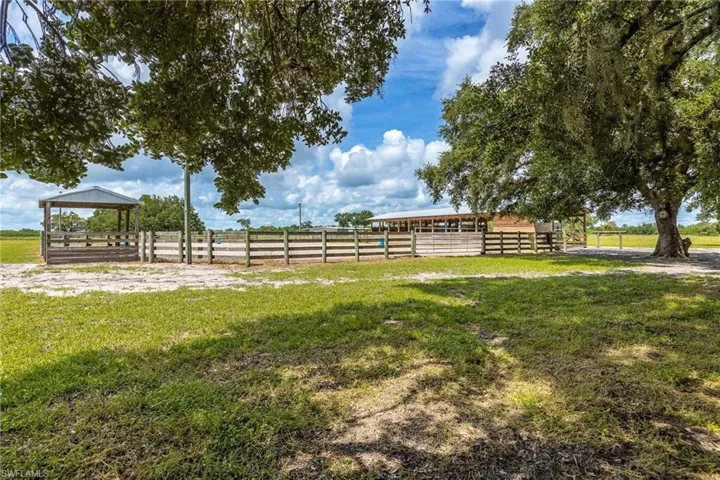 1125 Bronco Ct, Labelle Fl 33935