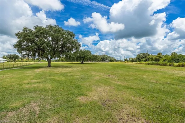 1125 Bronco Ct, Labelle Fl 33935