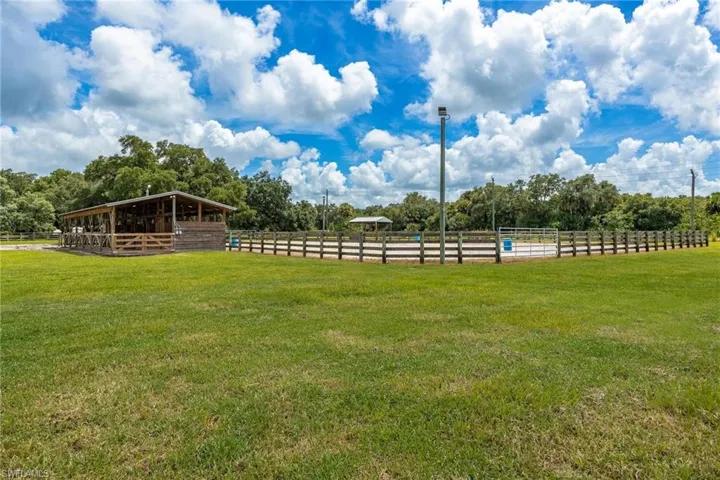 1125 Bronco Ct, Labelle Fl 33935