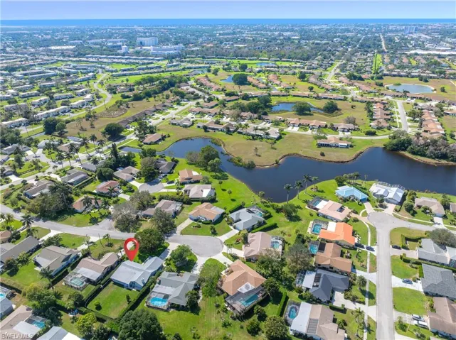 425  Pine Lake  DR, Naples, FL 34112