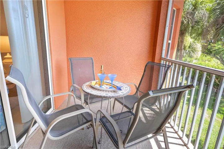 15979 Mandolin Bay Dr 202, Fort Myers, Florida 33908