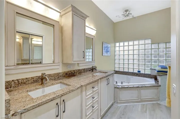 10401 Quail Crown Dr, Naples, Florida 34119