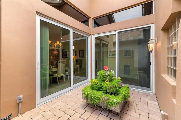 10401 Quail Crown Dr, Naples, Florida 34119