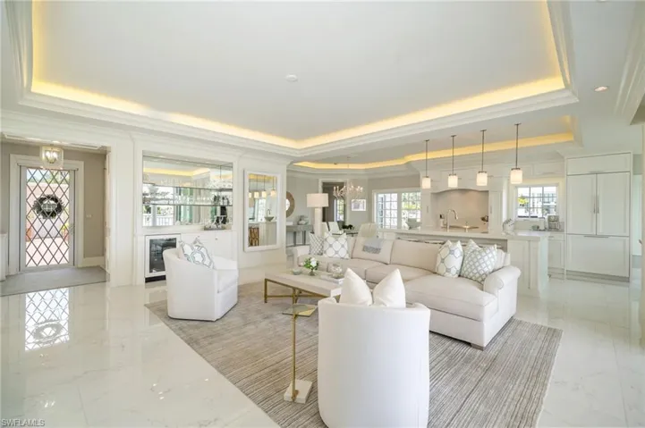 4000 Gulf Shore Blvd N 3300, Naples, Florida 34103