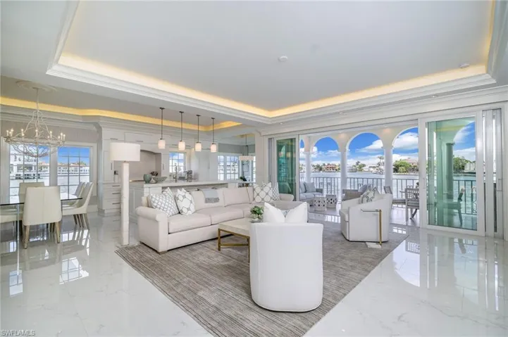 4000 Gulf Shore Blvd N 3300, Naples, Florida 34103