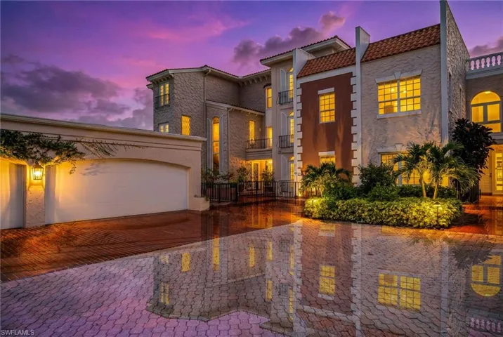 4000 Gulf Shore Blvd N 3300, Naples, Florida 34103