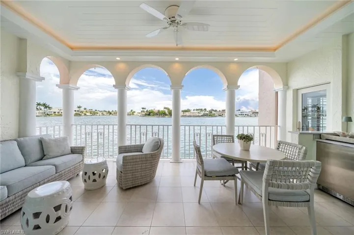 4000 Gulf Shore Blvd N 3300, Naples, Florida 34103