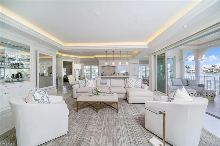 4000 Gulf Shore Blvd N 3300, Naples, Florida 34103