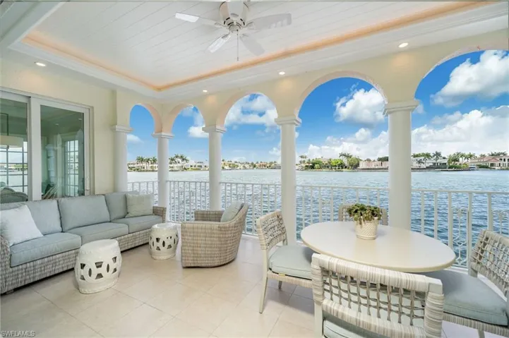 4000 Gulf Shore Blvd N 3300, Naples, Florida 34103