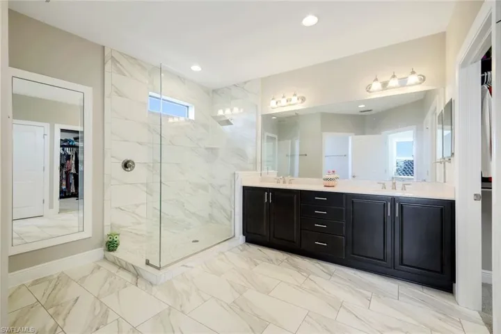 Primary bath