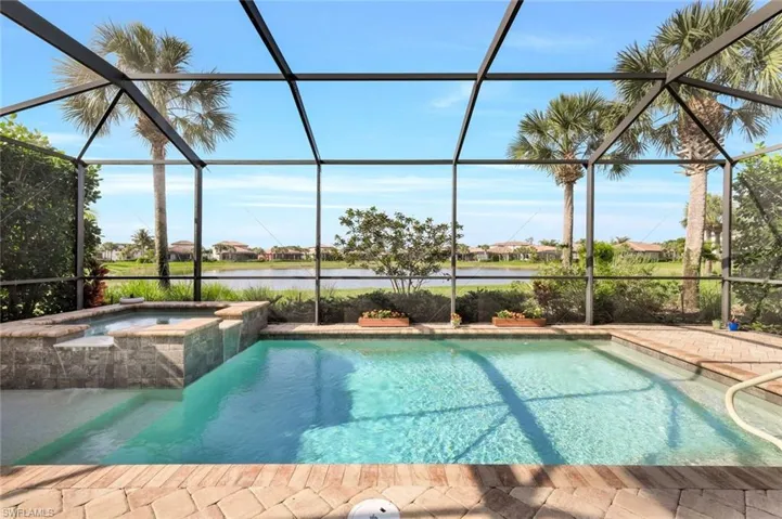 Pool & spa
