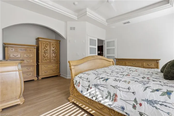 1940  Desoto N BLVD, Naples, FL 34120