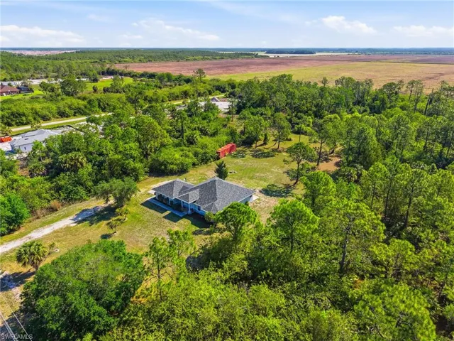 1940  Desoto N BLVD, Naples, FL 34120