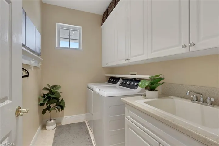 28605 San Lucas Ln 202, Bonita Springs, Florida 34135