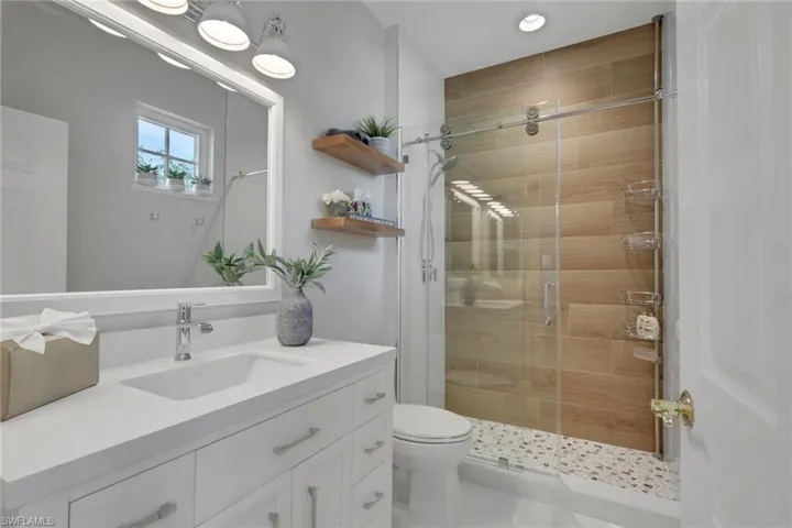 28605 San Lucas Ln 202, Bonita Springs, Florida 34135