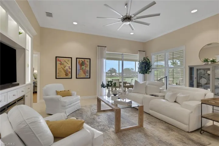 28605 San Lucas Ln 202, Bonita Springs, Florida 34135