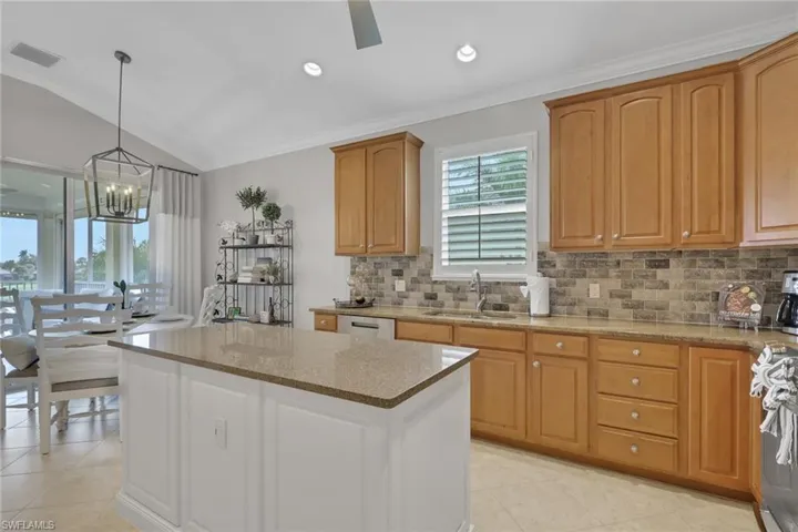 28605 San Lucas Ln 202, Bonita Springs, Florida 34135