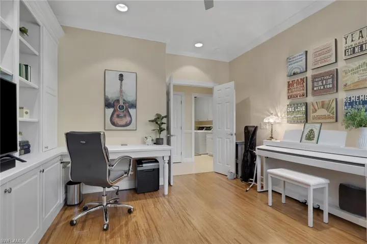 28605 San Lucas Ln 202, Bonita Springs, Florida 34135