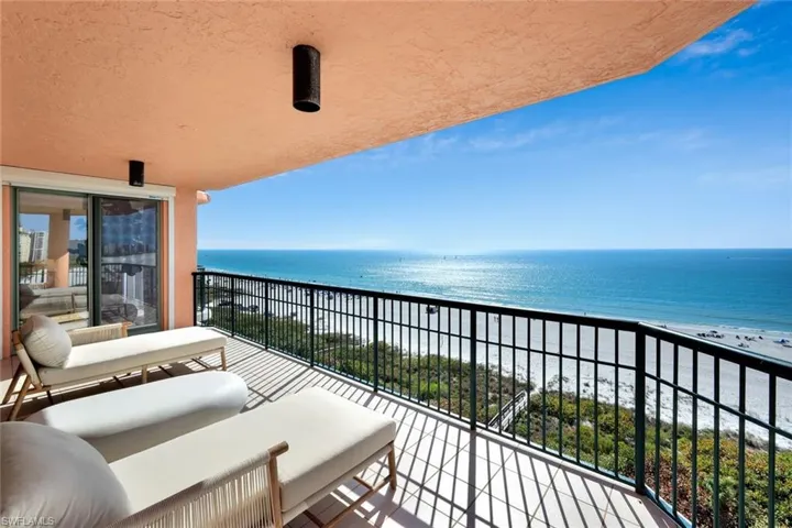 Dunnfoire #1002 has spectacular wide views of Marco Beach from an expansive balcony