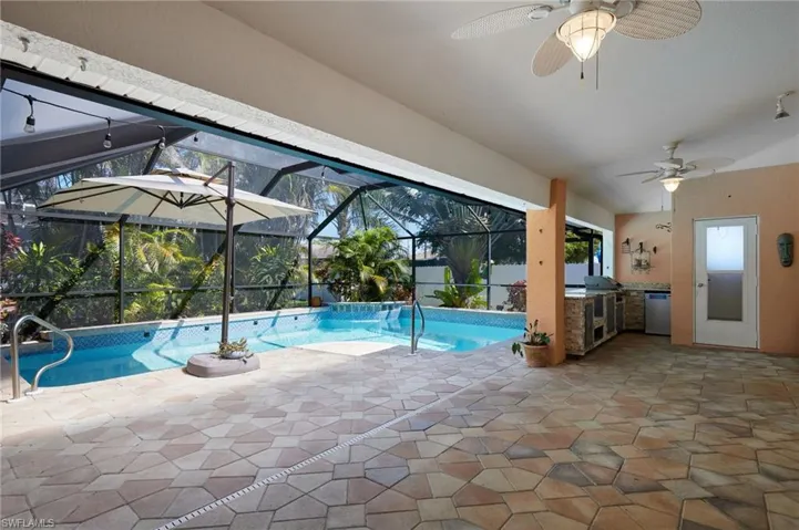 233 SW 44th  TER, Cape Coral, FL 33914