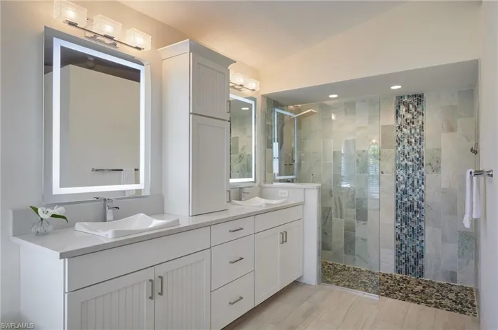 Primary bathroom withdual sinks