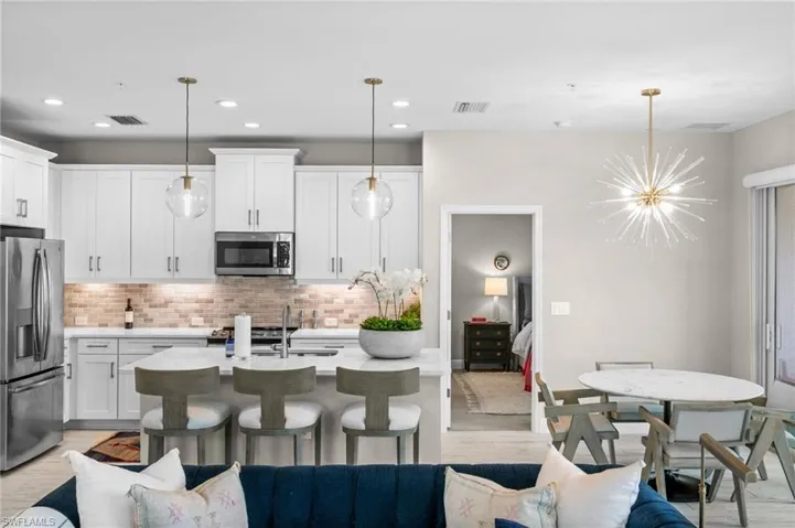 2319 Sawyers Hill Rd 708, Naples, Florida 34120