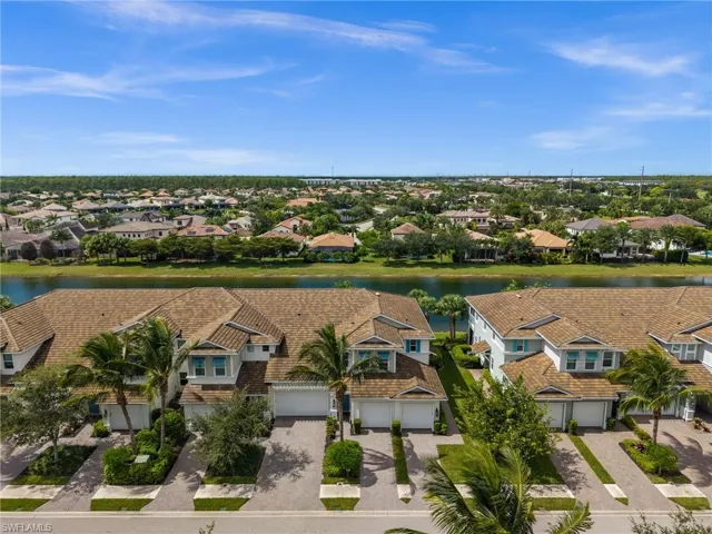 2319 Sawyers Hill Rd 708, Naples, Florida 34120