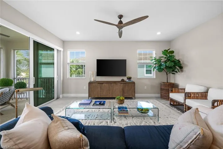 2319 Sawyers Hill Rd 708, Naples, Florida 34120