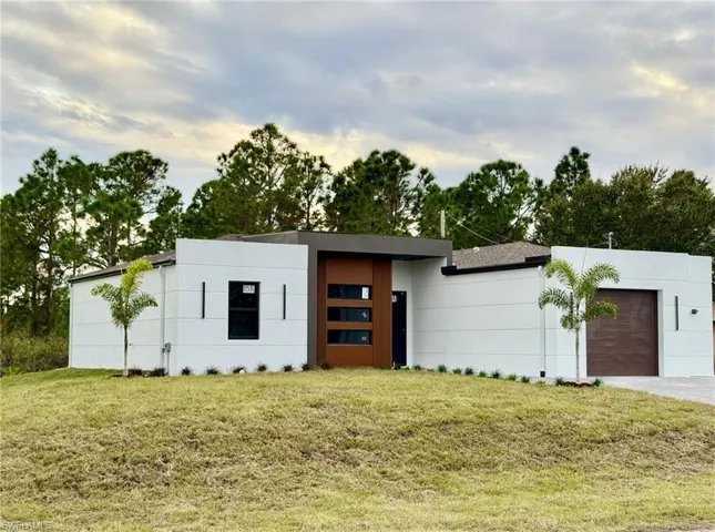 2001 W 11TH  ST, Lehigh Acres, FL 33972