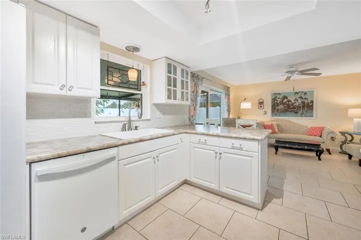 Kitchen -- View 4