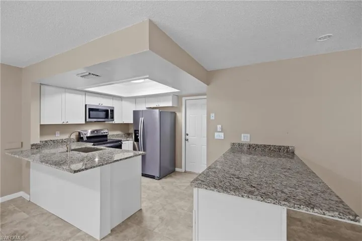 331 SE 47th  ST, Cape Coral, FL 33904