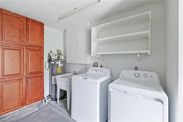 331 SE 47th  ST, Cape Coral, FL 33904