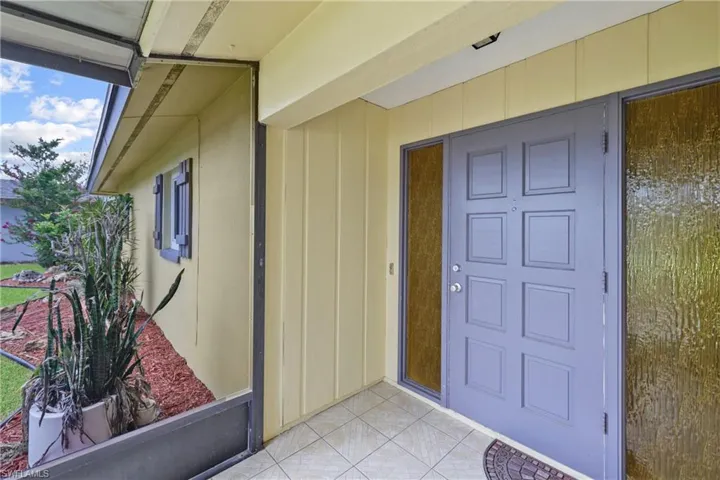 331 SE 47th  ST, Cape Coral, FL 33904