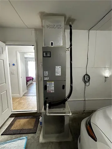 Utilities featuring heating unit
