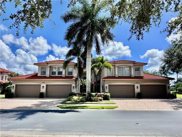 6438 Legacy Cir 304, Naples, Florida 34113