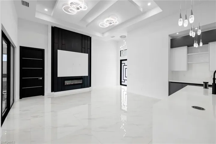 Building lobby featuring recessed lighting