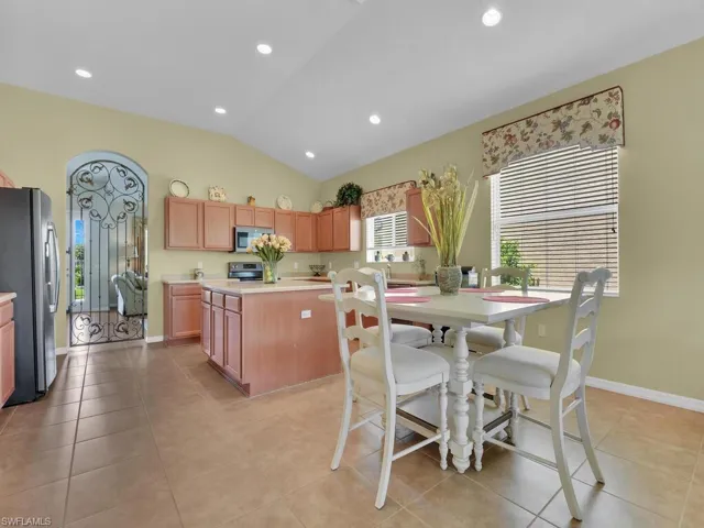 Breakfast Nook & Kitchen