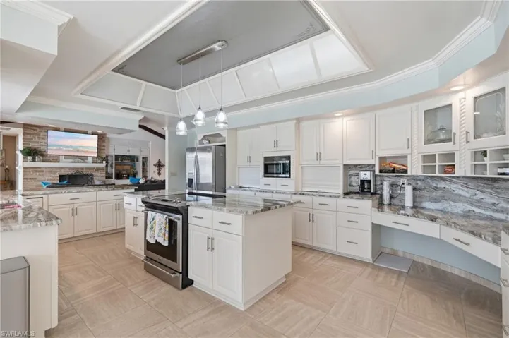 16676 Bobcat Dr, Fort Myers, Florida 33908