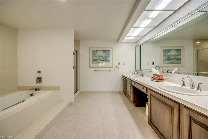 5260 S Landings Dr 407, Fort Myers, Florida 33919