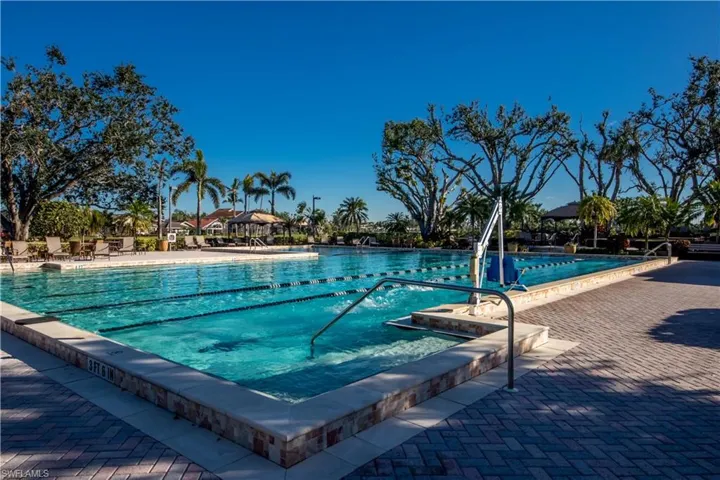 5260 S Landings Dr 407, Fort Myers, Florida 33919