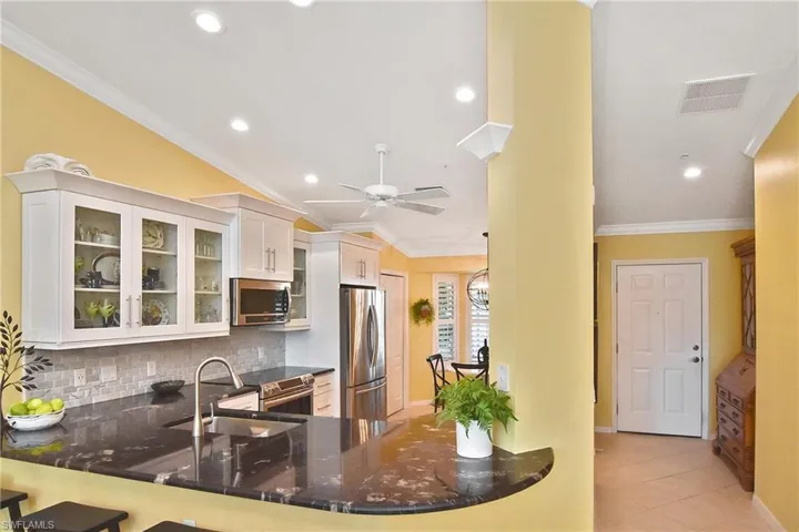 10381 Mcarthur Palm Ln 2721, Fort Myers, Florida 33966