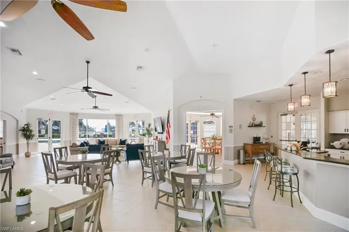 8635 Ibis Cove Cir, Naples, Florida 34119
