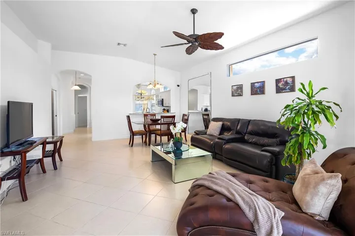 8635 Ibis Cove Cir, Naples, Florida 34119