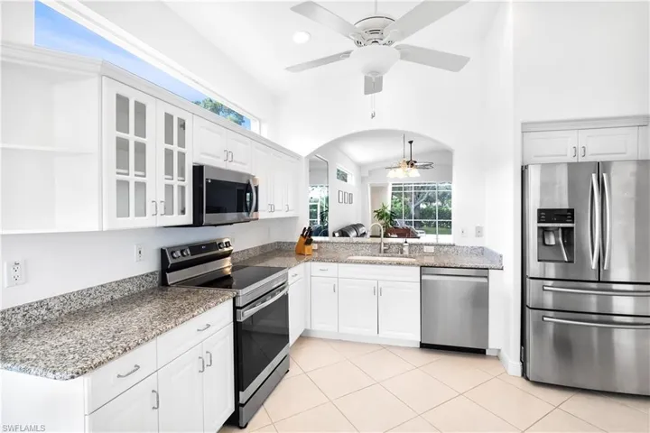 8635 Ibis Cove Cir, Naples, Florida 34119