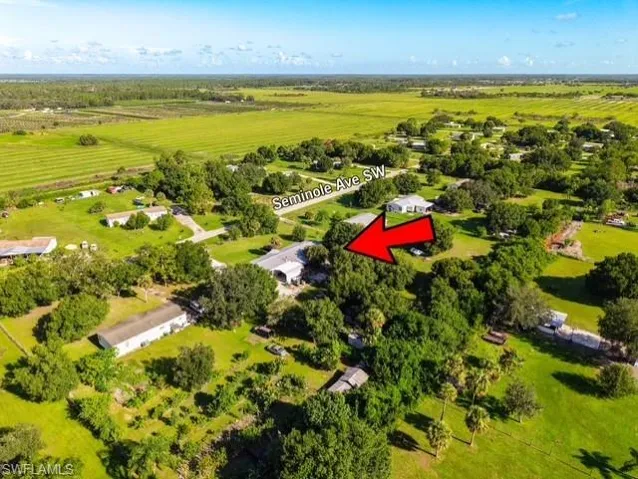 1320 Seminole Ave, LaBelle, FL 33935