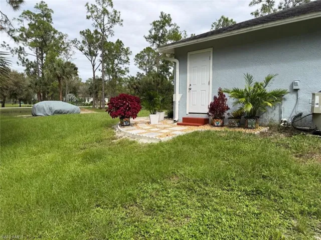 3220 8th Ave Ne, Naples, Florida 34120