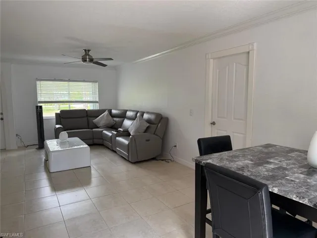3220 8th Ave Ne, Naples, Florida 34120