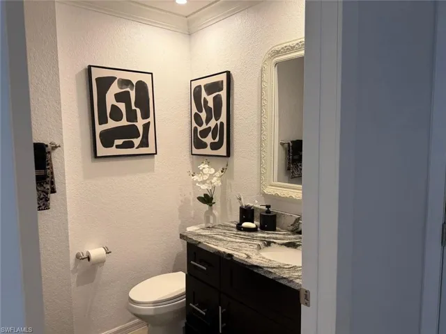 3220 8th Ave Ne, Naples, Florida 34120