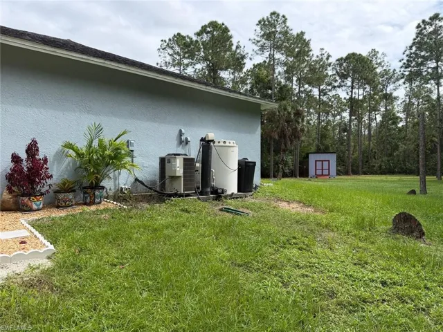 3220 8th Ave Ne, Naples, Florida 34120