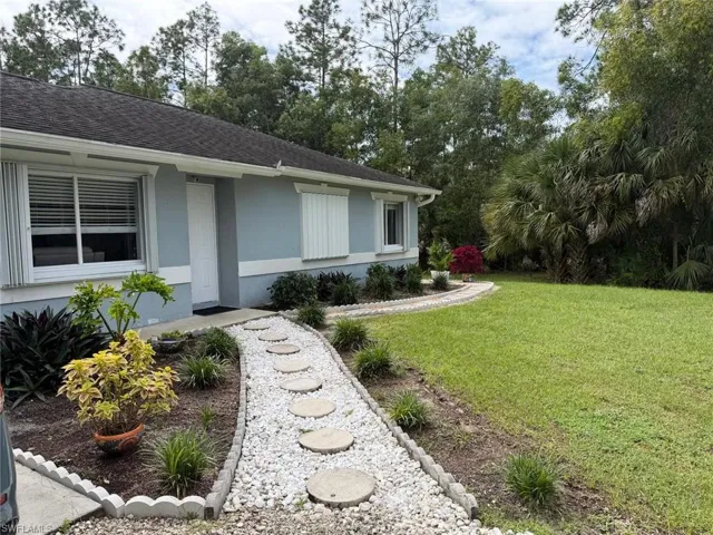 3220 8th Ave Ne, Naples, Florida 34120